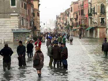 Venice weather, high tide